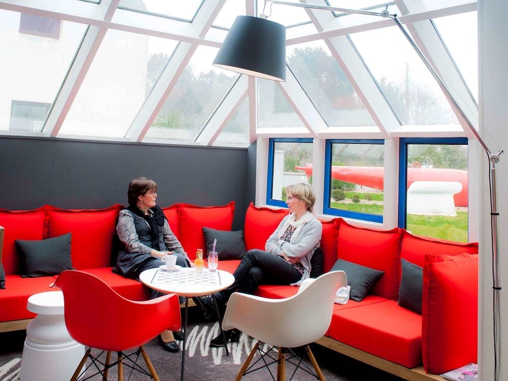 Отель Ibis Brest Kergaradec Экстерьер фото