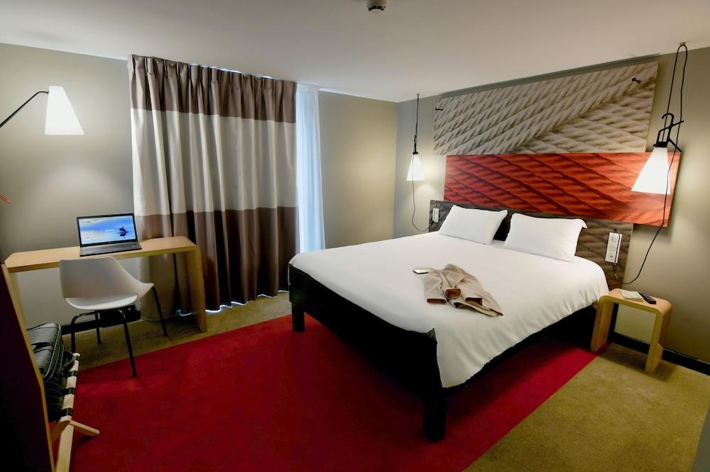 Отель Ibis Brest Kergaradec Экстерьер фото