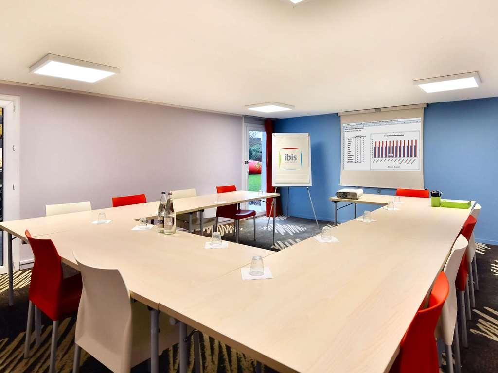 Отель Ibis Brest Kergaradec Удобства фото