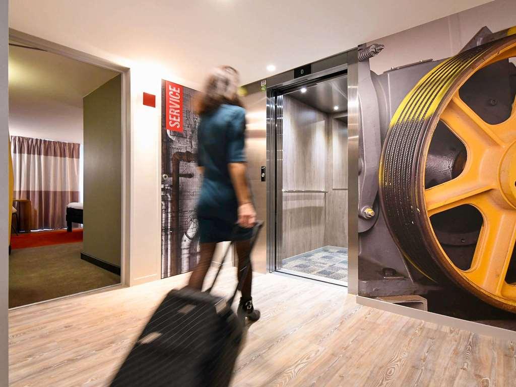 Отель Ibis Brest Kergaradec Экстерьер фото