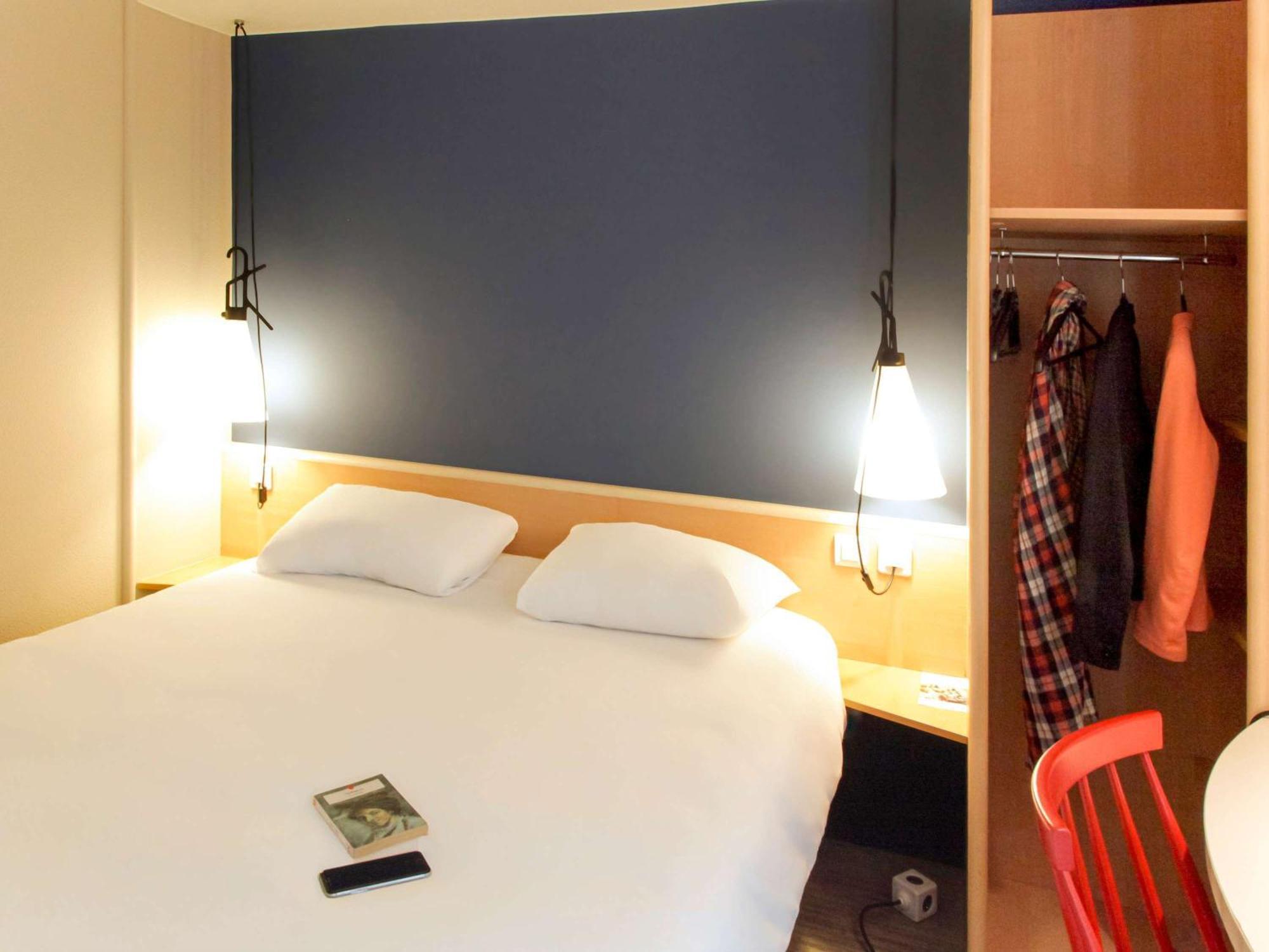 Отель Ibis Brest Kergaradec Экстерьер фото