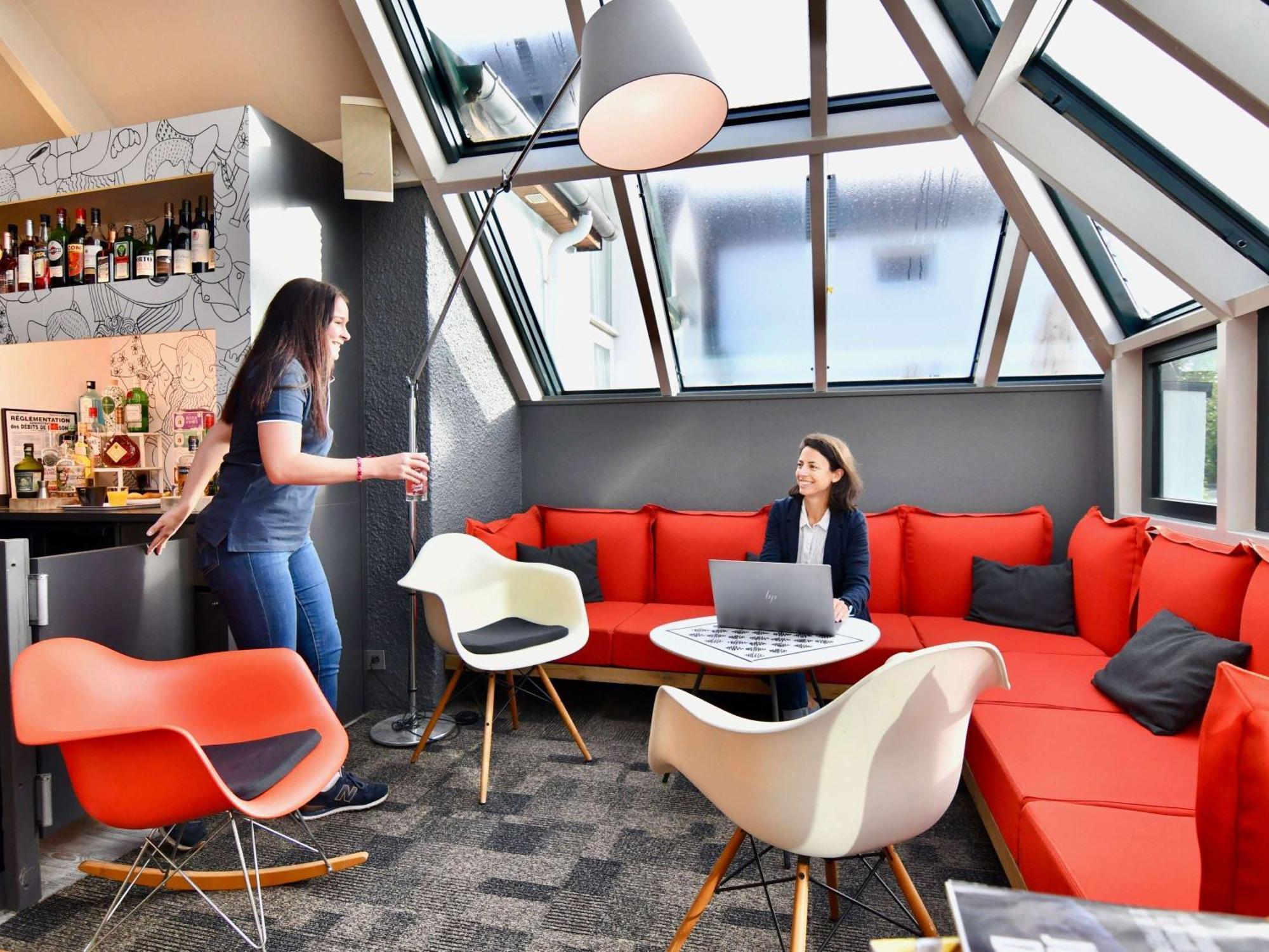 Отель Ibis Brest Kergaradec Экстерьер фото