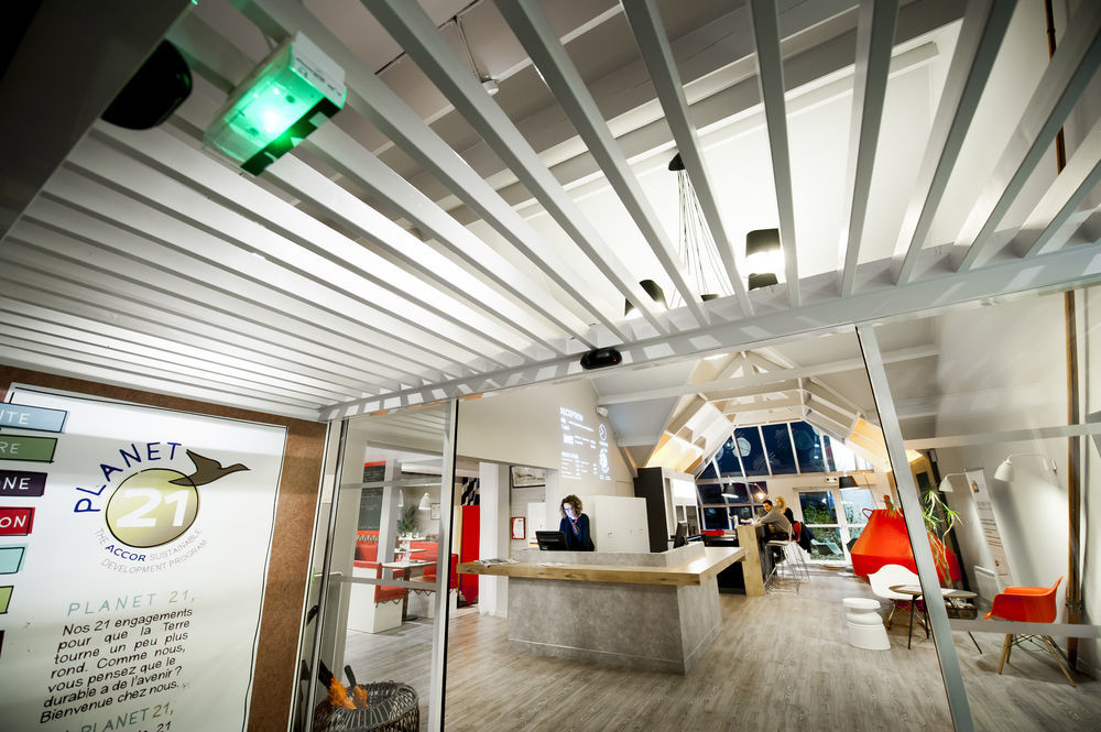 Отель Ibis Brest Kergaradec Экстерьер фото